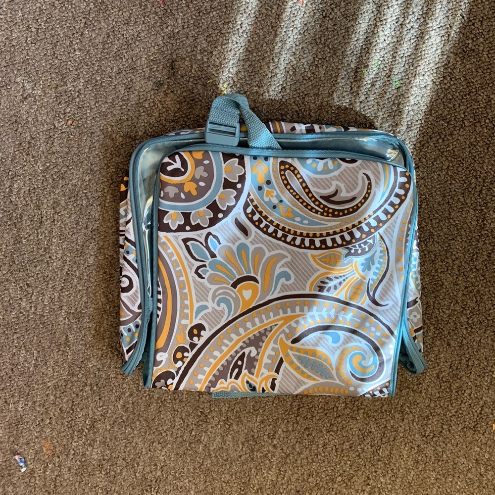 Hanging travel accessories bag